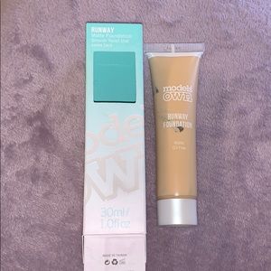 Models own Matt foundation